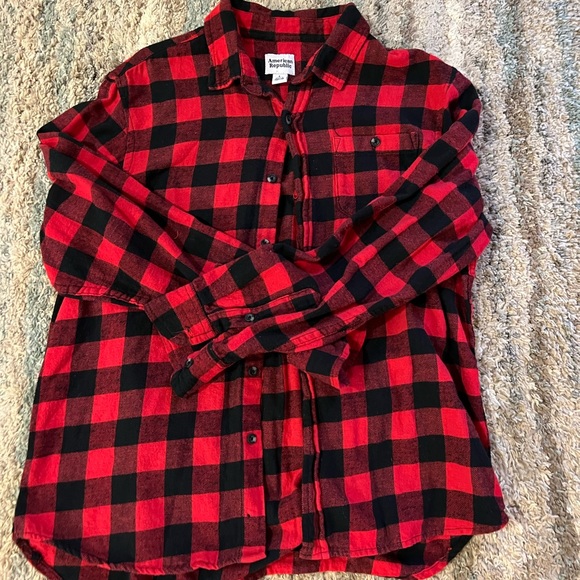 Flannel button down. - Picture 1 of 2